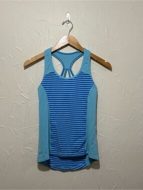 Ivivva by Lululemon black striped racerback athletic tank top (size 14 youth)